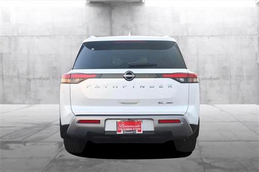 2025 Nissan Pathfinder SL 4WD
