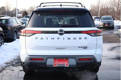 2026 Nissan Pathfinder Platinum