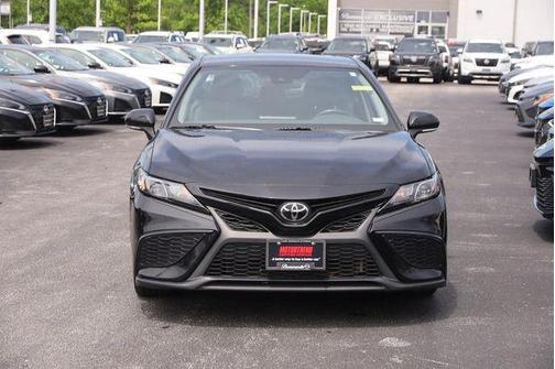 Midnight Black Metallic 2024 Toyota Camry SE