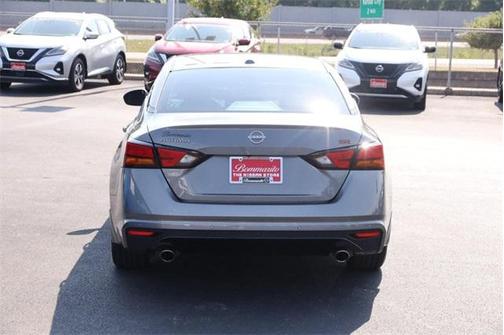 2024 Nissan Altima SR FWD
