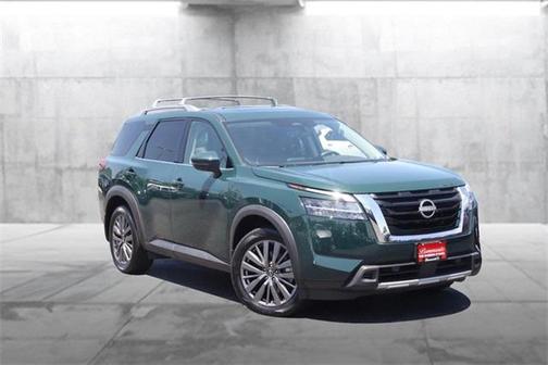2024 Nissan Pathfinder SL FWD