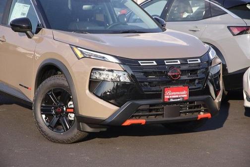 2025 Nissan Rogue Rock Creek