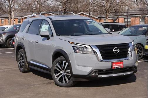 2025 Nissan Pathfinder Platinum 4WD