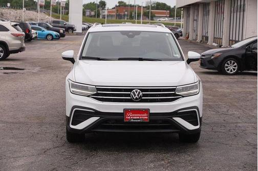 Pure White 2022 Volkswagen Tiguan 2.0T SE 4MOTION