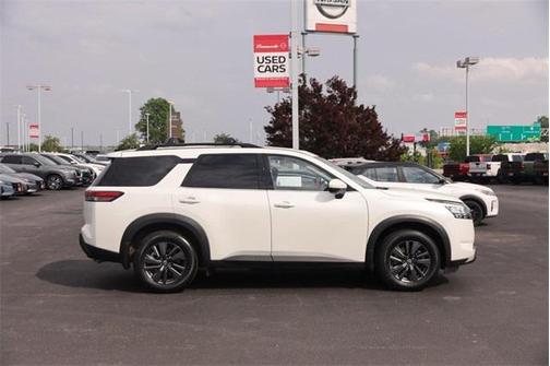 2023 Nissan Pathfinder SV 4WD