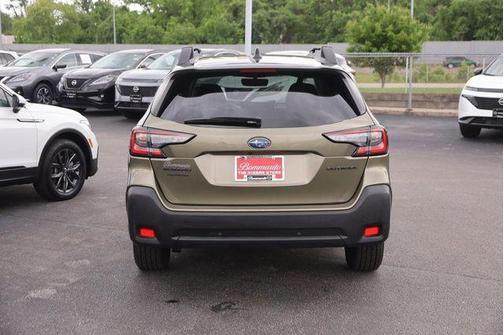 Autumn Green Metallic 2025 Subaru Outback Onyx Edition