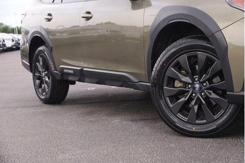Autumn Green Metallic 2025 Subaru Outback Onyx Edition