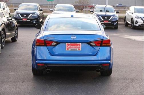 2025 Nissan Altima SR FWD