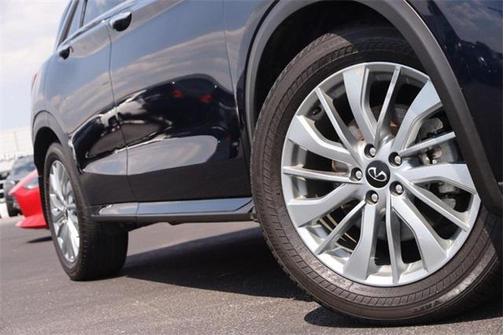 2024 INFINITI QX50 LUXE AWD