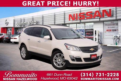 White Diamond Clearcoat 2015 Chevrolet Traverse 1LT