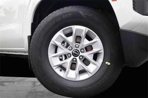 2025 Nissan Frontier S