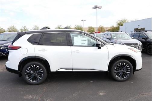 2025 Nissan Rogue Platinum