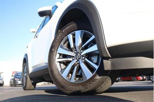 2024 Nissan Pathfinder SL 4WD