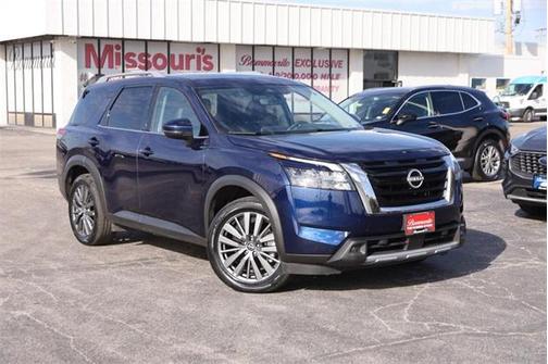 2025 Nissan Pathfinder SL FWD