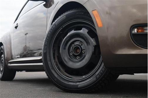 2016 Volkswagen Beetle 1.8T SE