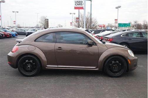 2016 Volkswagen Beetle 1.8T SE