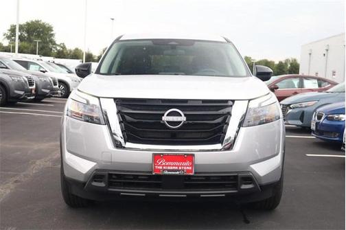 2025 Nissan Pathfinder S FWD
