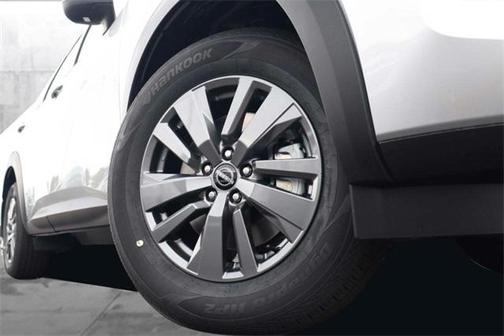 2025 Nissan Pathfinder S FWD