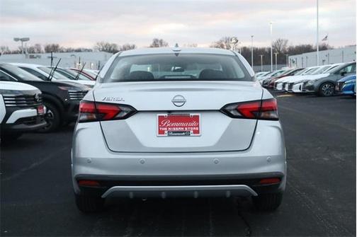 2025 Nissan Versa 1.6 SV