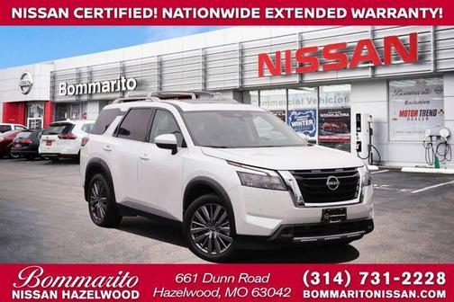 Everest White Pearl 2025 Nissan Pathfinder SL 4WD