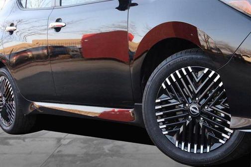 2024 Nissan Leaf SV PLUS