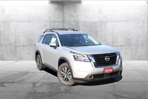 2025 Nissan Pathfinder SV 4WD