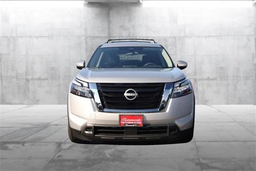2025 Nissan Pathfinder SV 4WD