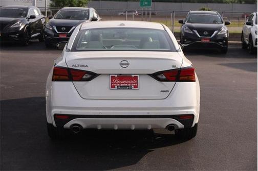 2025 Nissan Altima 2.5 SL