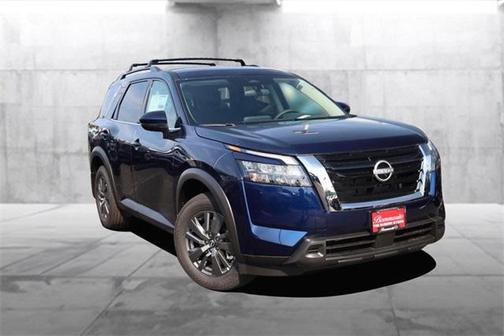 2025 Nissan Pathfinder SV 4WD
