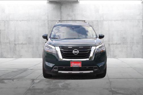 Green Pearl 2025 Nissan Pathfinder SL FWD