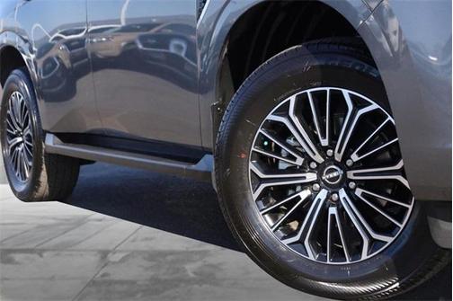 2025 Nissan Armada SL 4WD