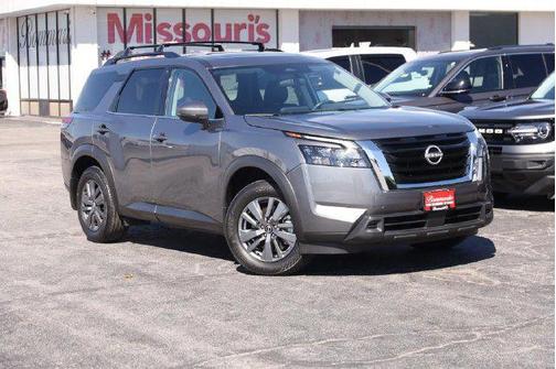 Gun Metallic 2025 Nissan Pathfinder SV FWD