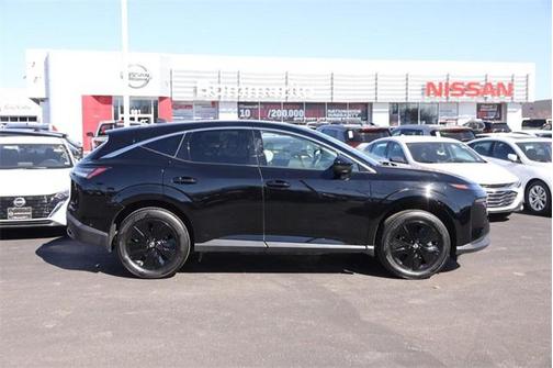 2025 Nissan Murano SV