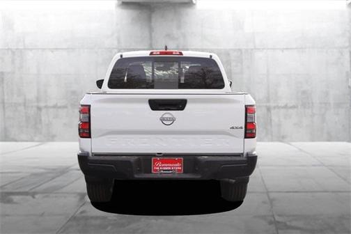 2025 Nissan Frontier S