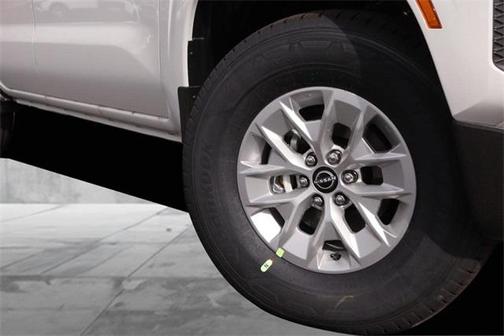 2025 Nissan Frontier S