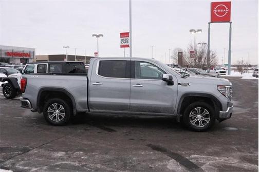 2025 GMC Sierra 1500 SLT