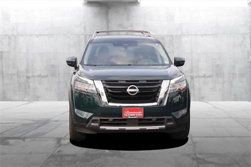 2024 Nissan Pathfinder SL 4WD