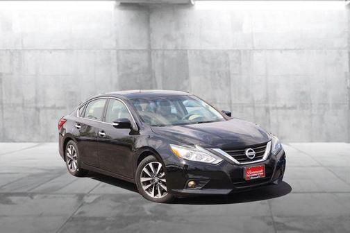 Super Black 2017 Nissan Altima 2.5 SL
