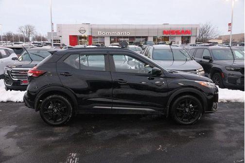 2024 Nissan Kicks SR