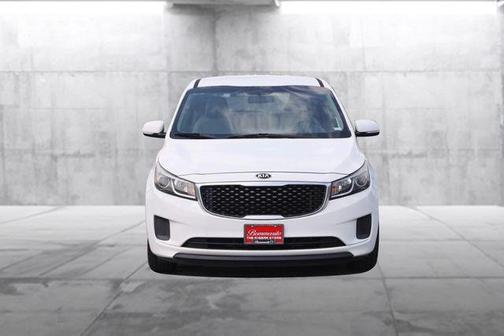 2015 Kia Sedona L
