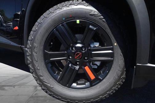 Super Black 2026 Nissan Rogue Rock Creek