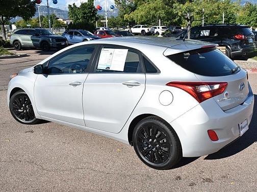 2017 Hyundai Elantra GT Base