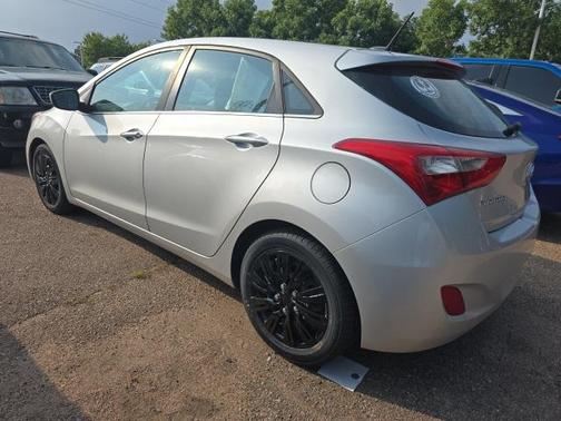 2017 Hyundai Elantra GT Base