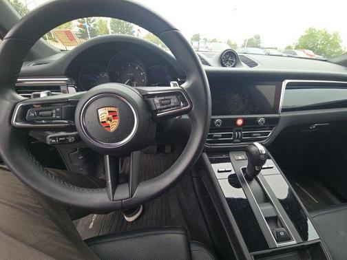 2024 Porsche Macan Macan