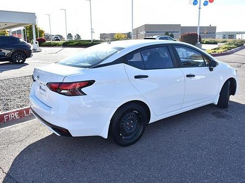 2020 Nissan Versa 1.6 S