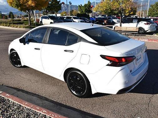 2020 Nissan Versa 1.6 S