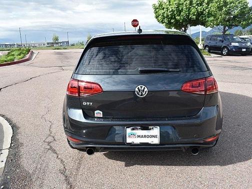 2015 Volkswagen Golf GTI 2.0T S 4-Door