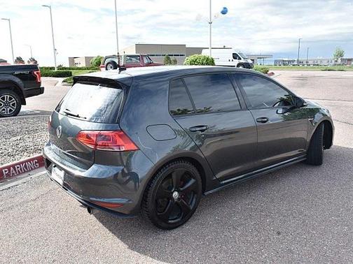 2015 Volkswagen Golf GTI 2.0T S 4-Door
