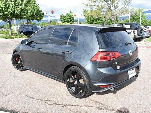 2015 Volkswagen Golf GTI 2.0T S 4-Door