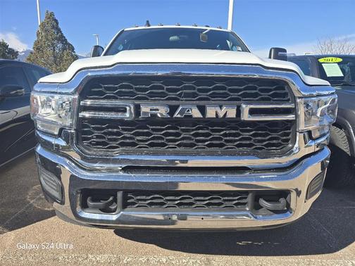 2023 RAM 2500 Tradesman Crew Cab 4x4 8' Box